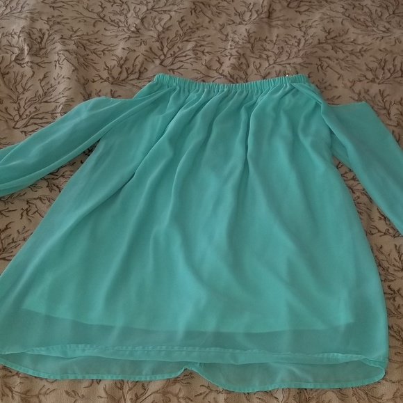 Dress - Picture 1 of 3